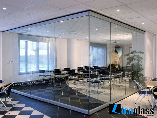 Ứng dụng của vách kính cường lực Hà Nộ